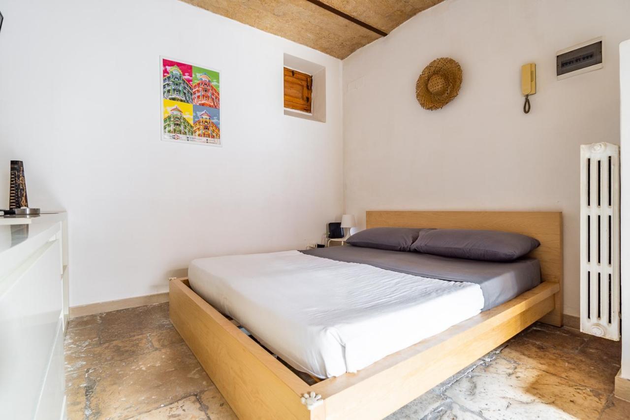 Quintino Apartment Бари Екстериор снимка