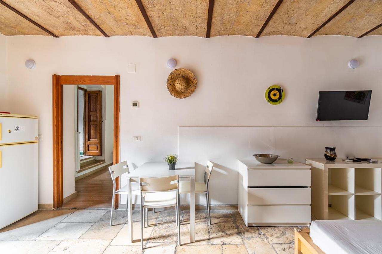 Quintino Apartment Бари Екстериор снимка